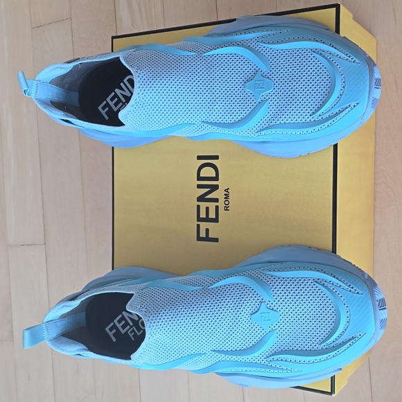 FENDI Men Mesh Shoes - Picture 8 of 9